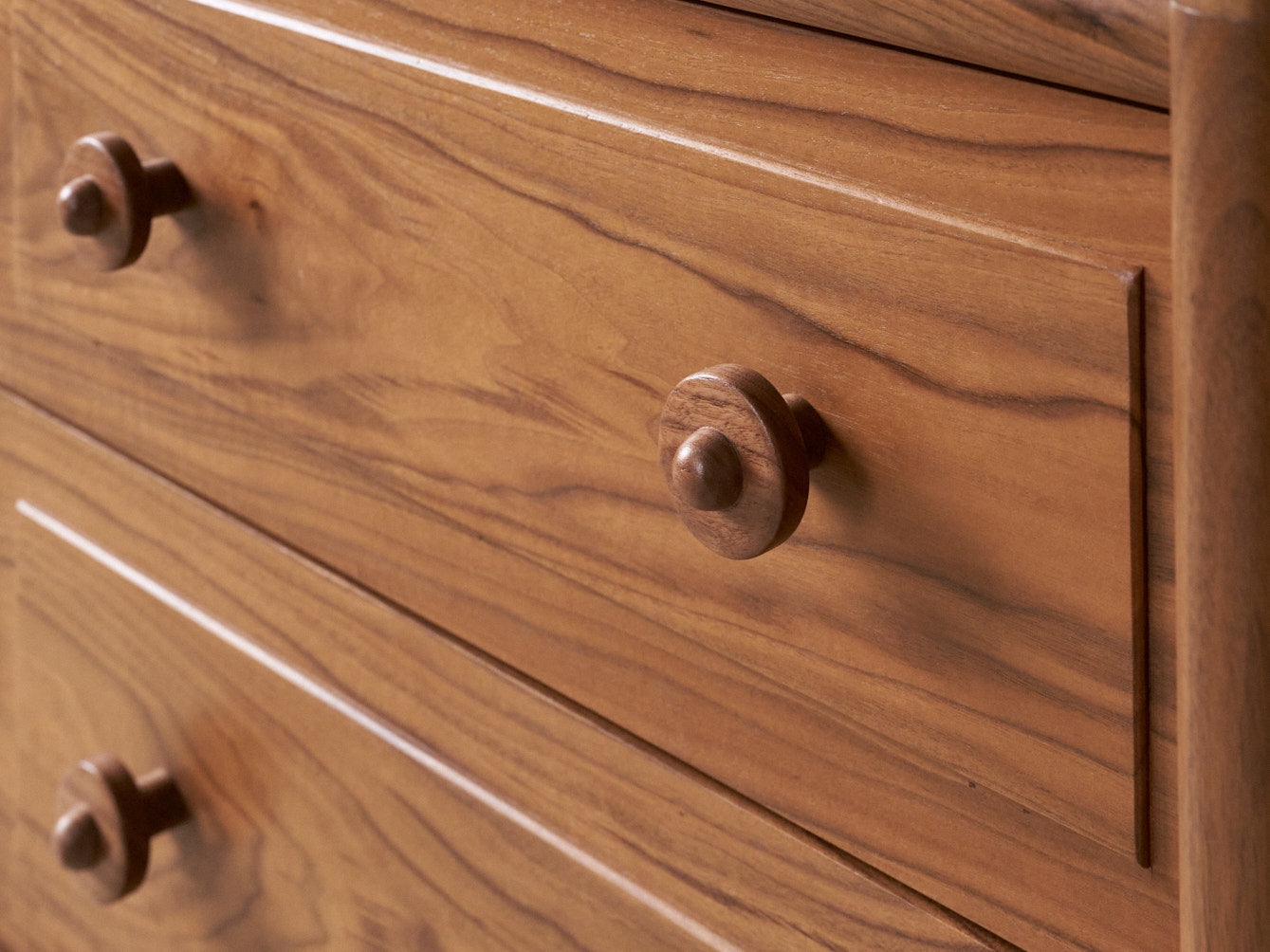Bosque Dresser - 9 Drawer