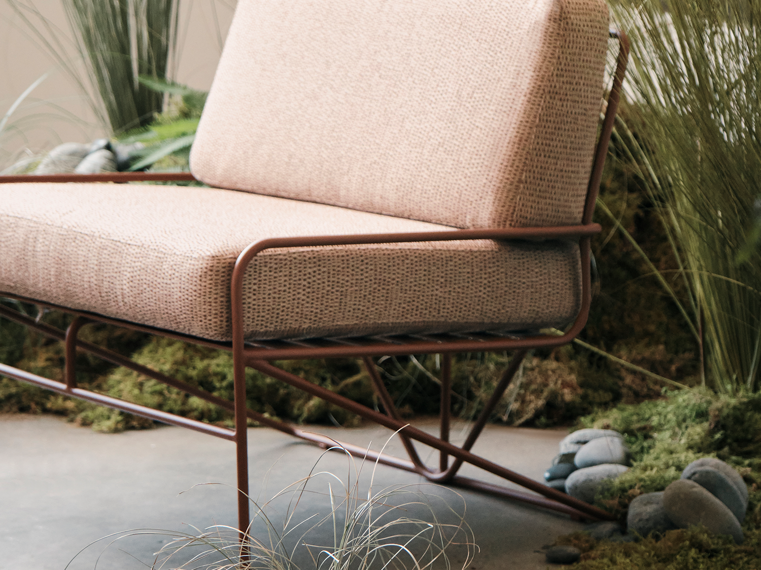 Hinterland Outdoor Lounge Chair