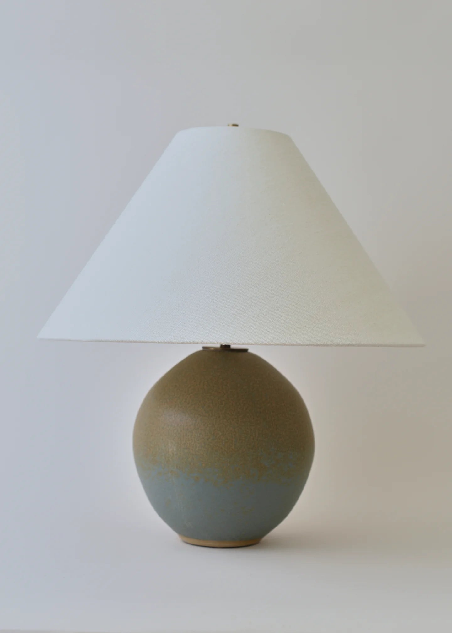 Medium Orb Lamp - Agate