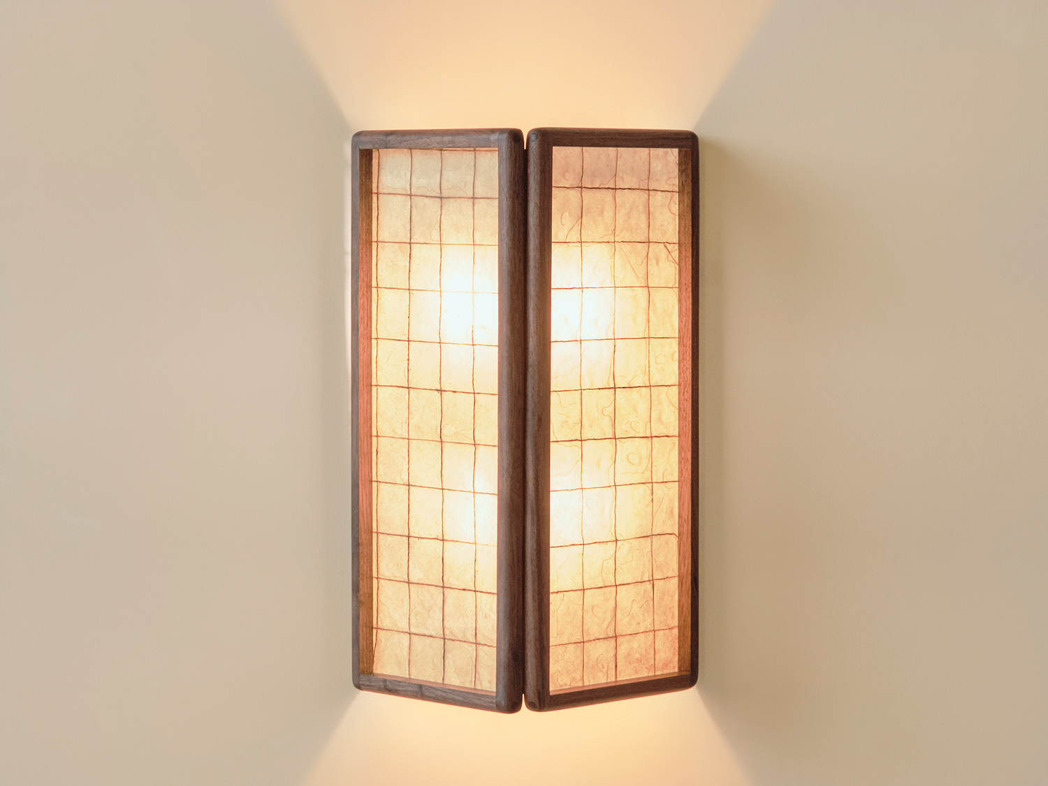Tall String Sconce