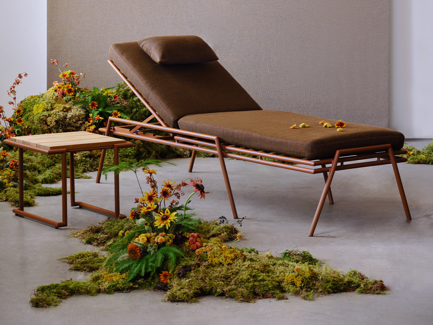 Hinterland Outdoor Chaise