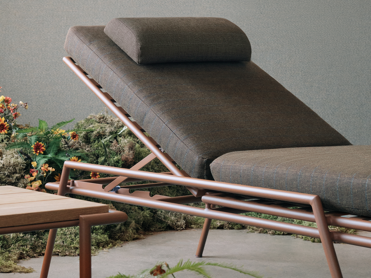 Hinterland Outdoor Chaise