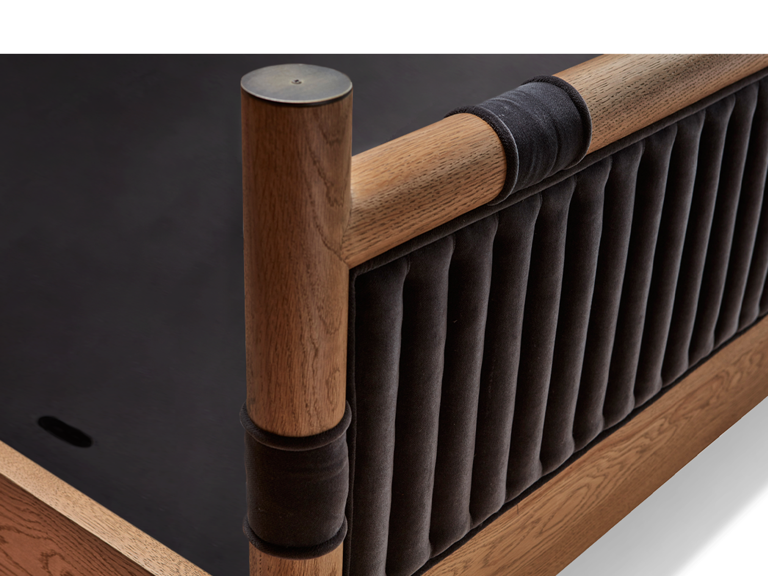 Chiselhurst Bed with Footboard