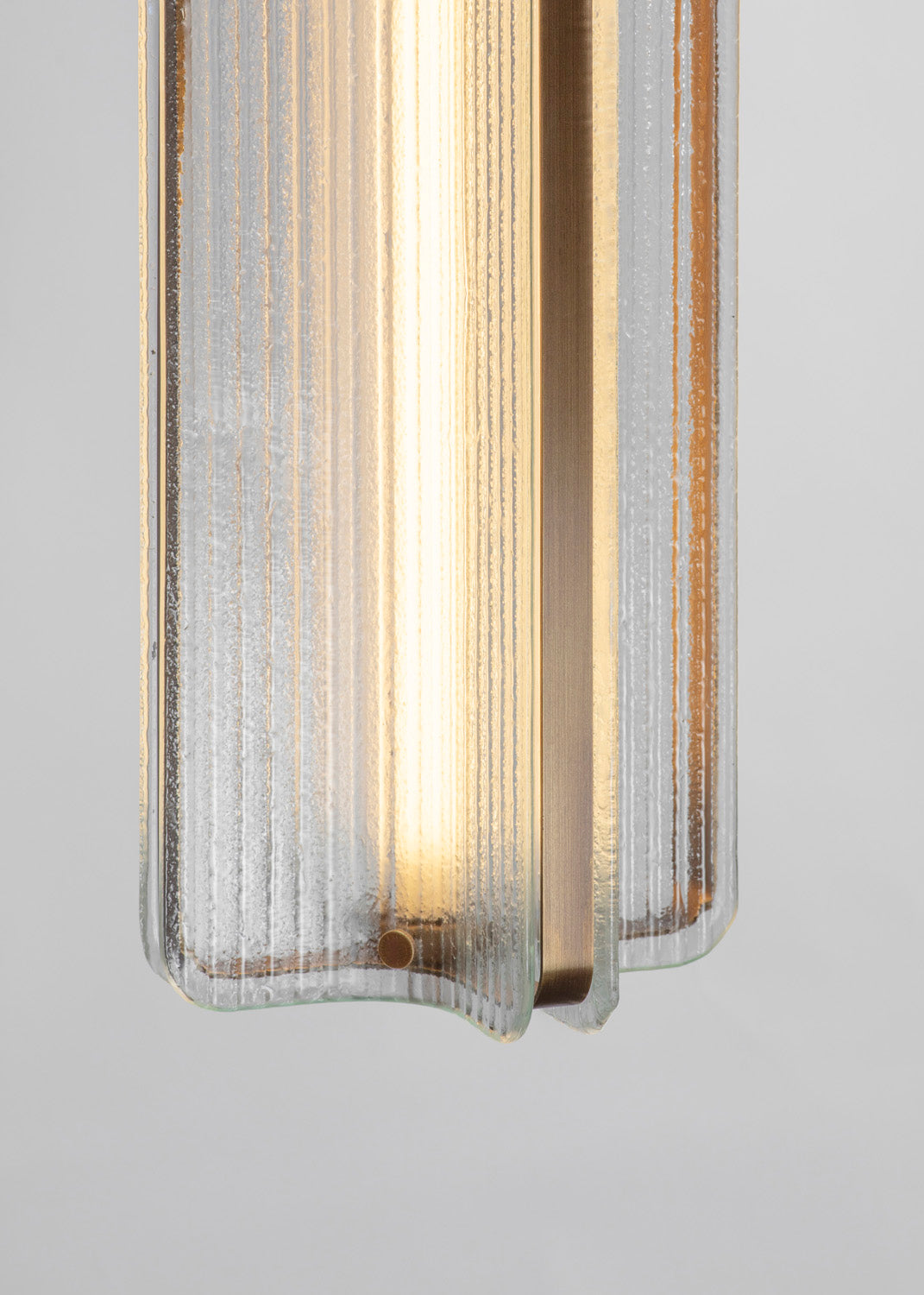 Apex Vertical Pendant