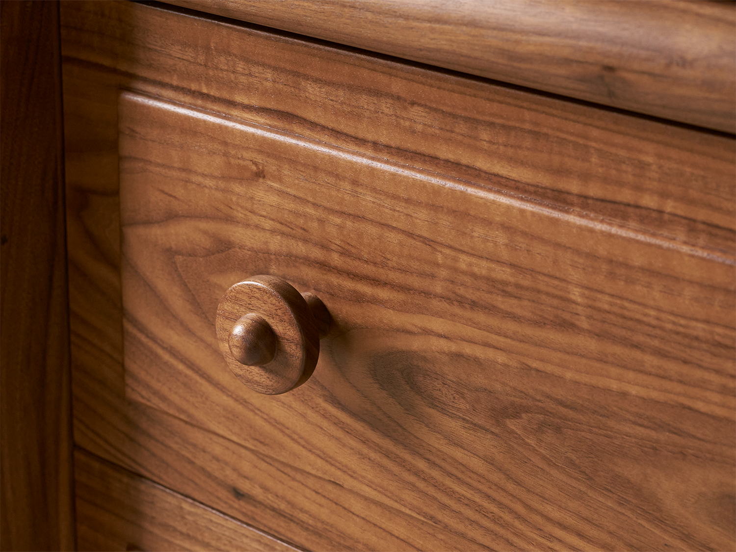 Bosque Cabinet Tall