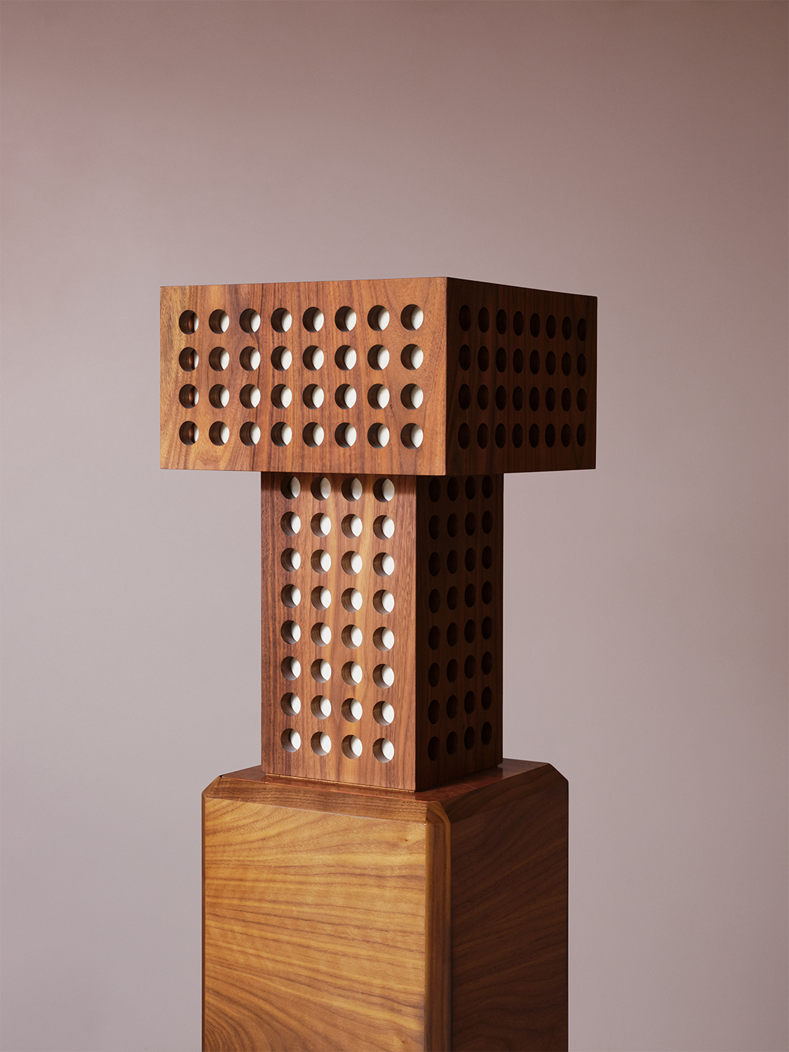 Cuadra Table Lamp