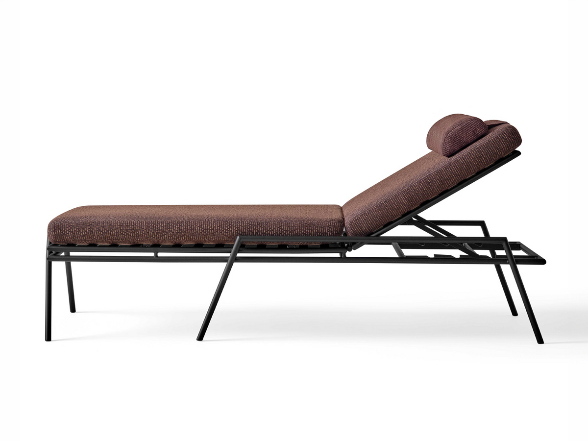 Hinterland Outdoor Chaise