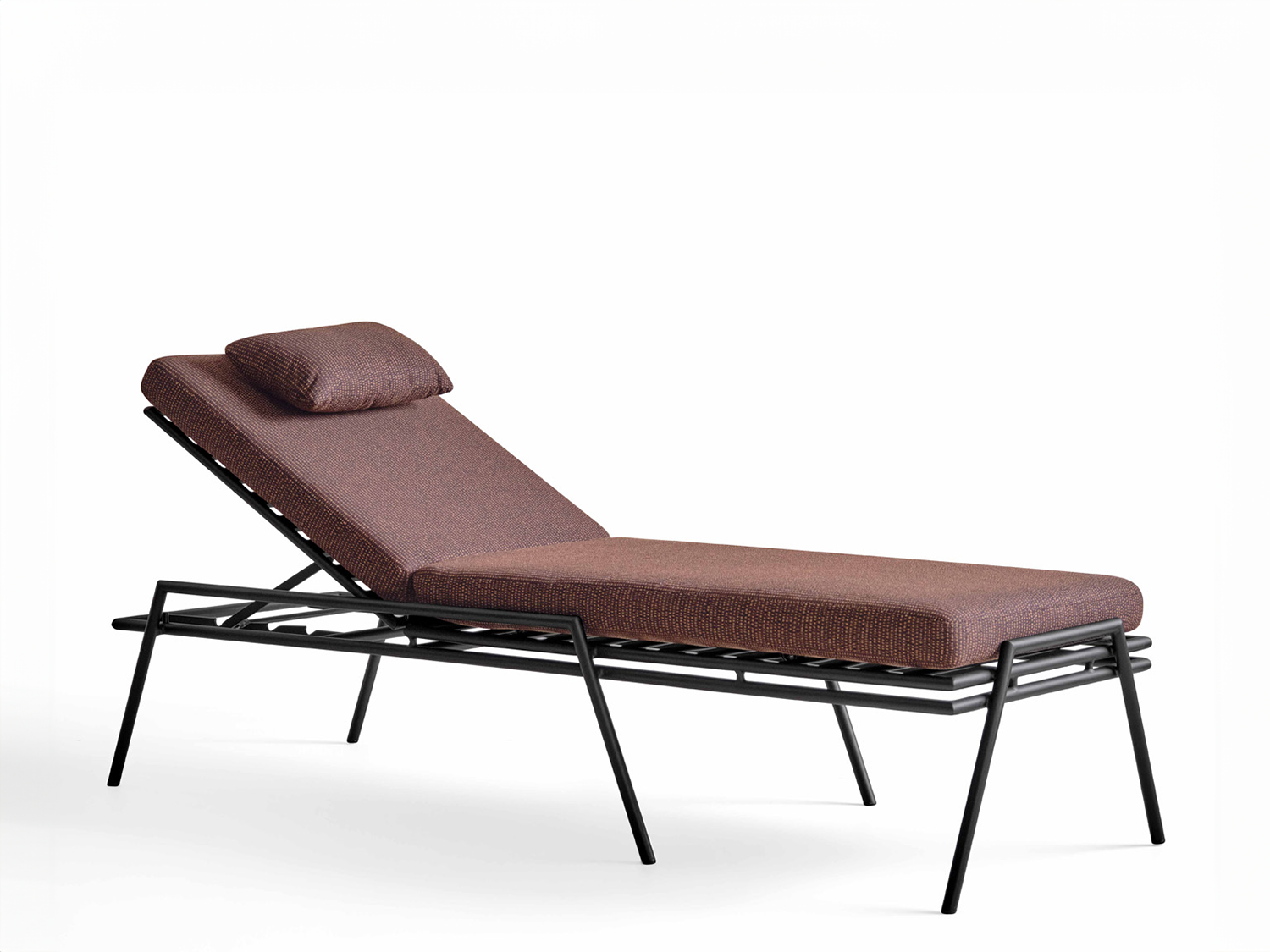 Hinterland Outdoor Chaise