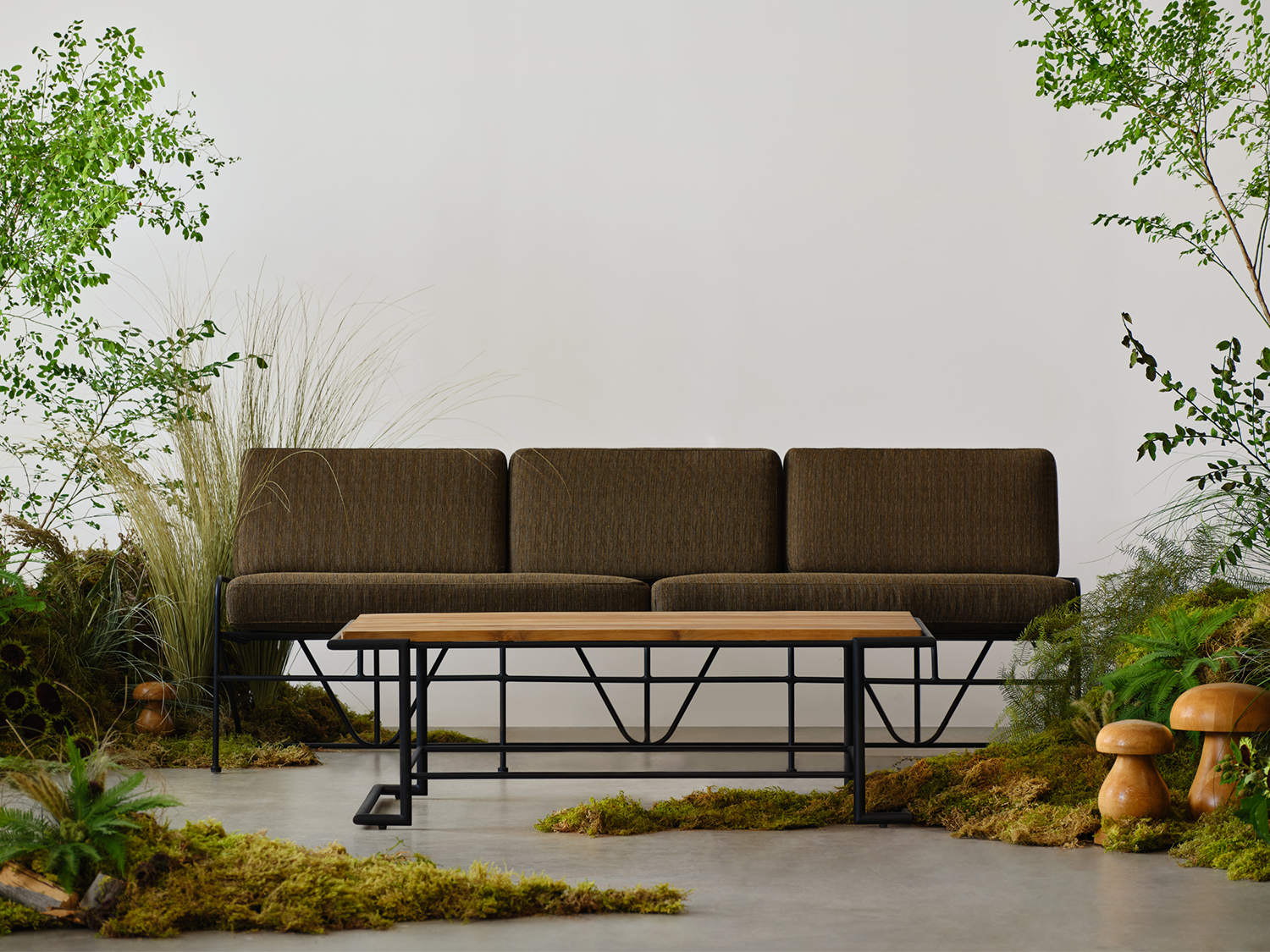 Hinterland Outdoor Sofa