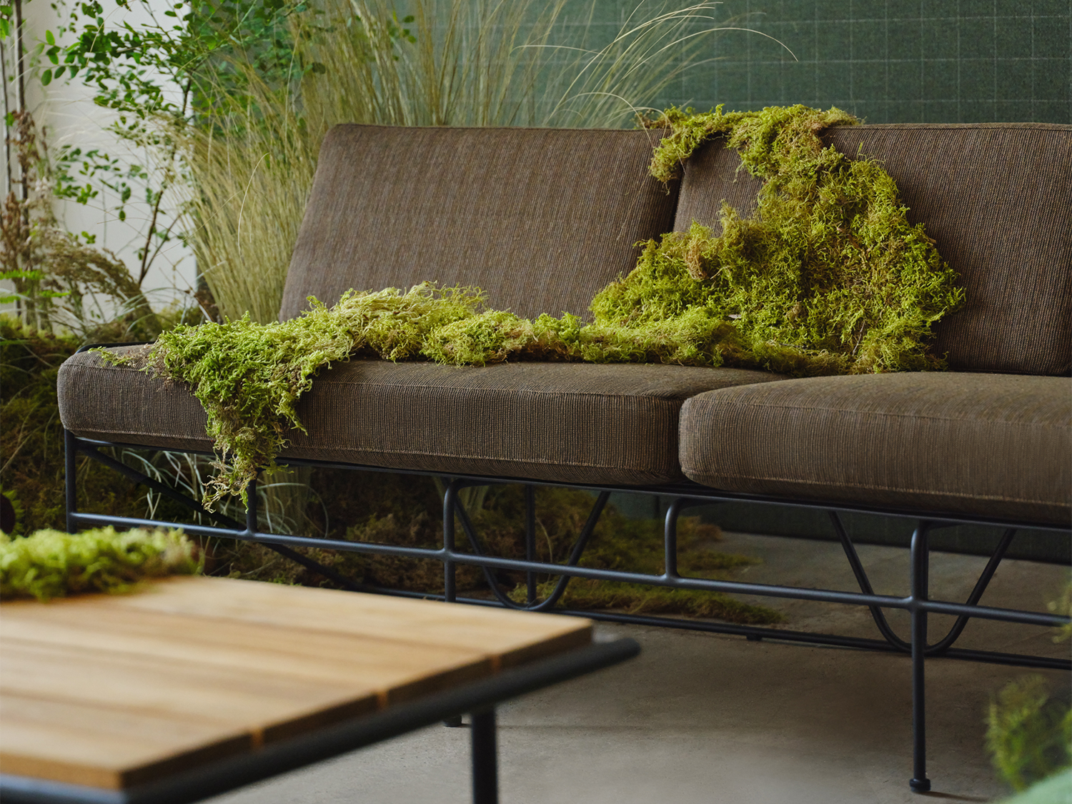 Hinterland Outdoor Sofa
