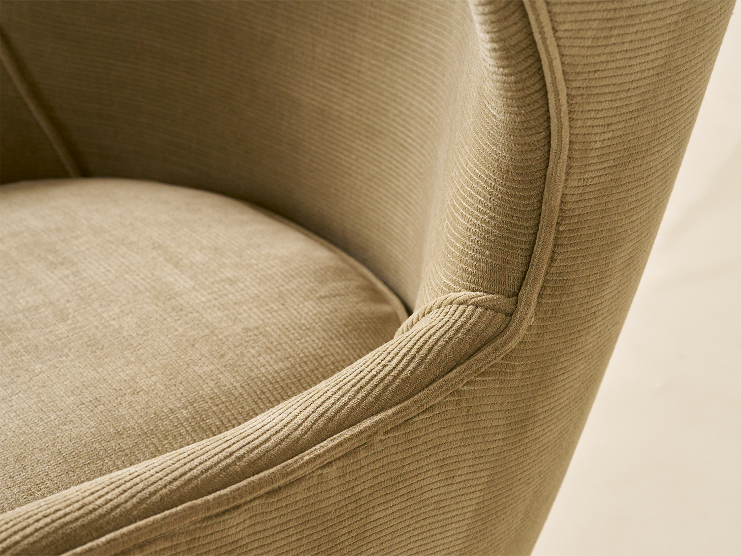 Highland Wingback Chair - Wood Base