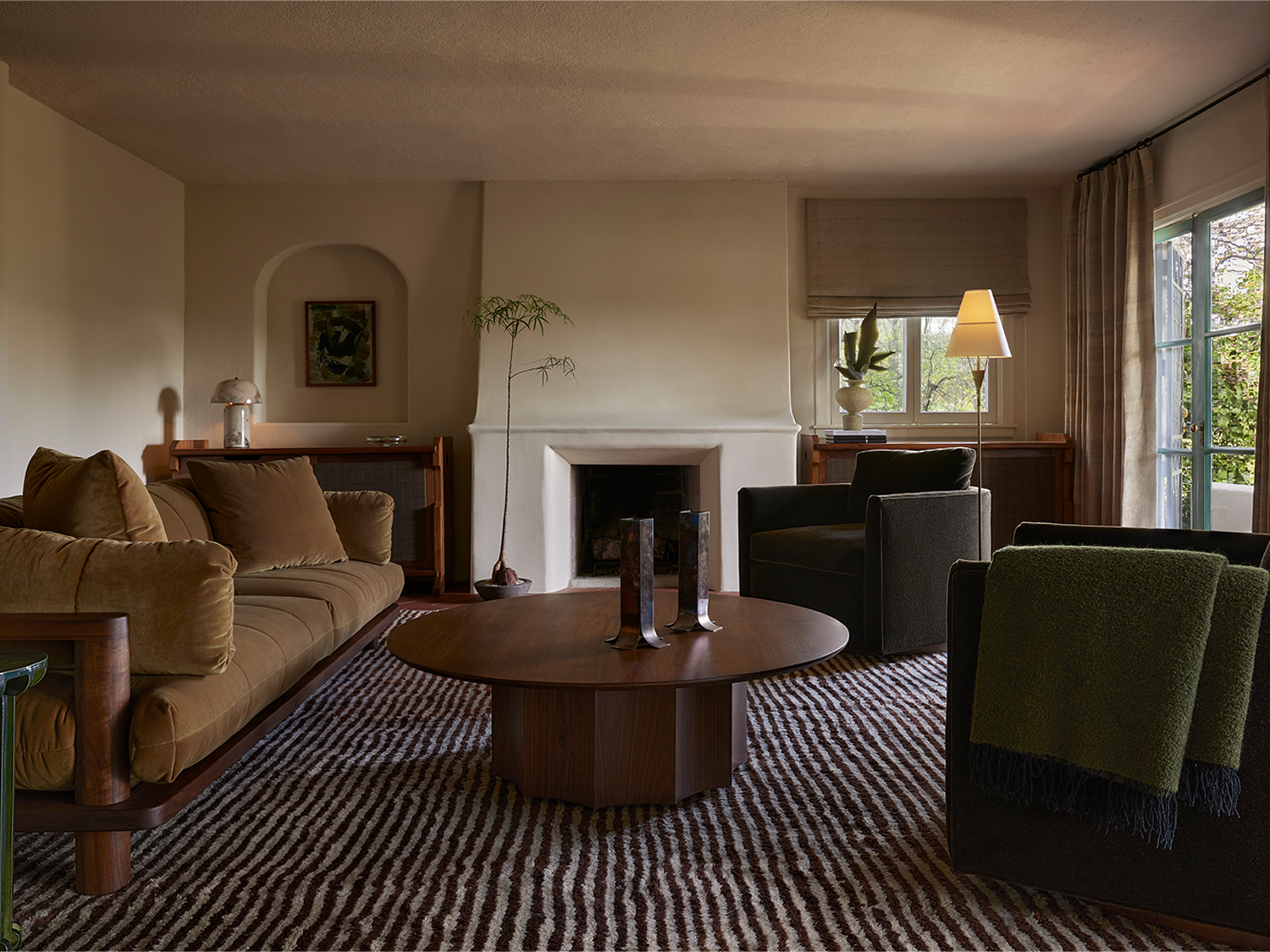 Curved Back Swivel Chair