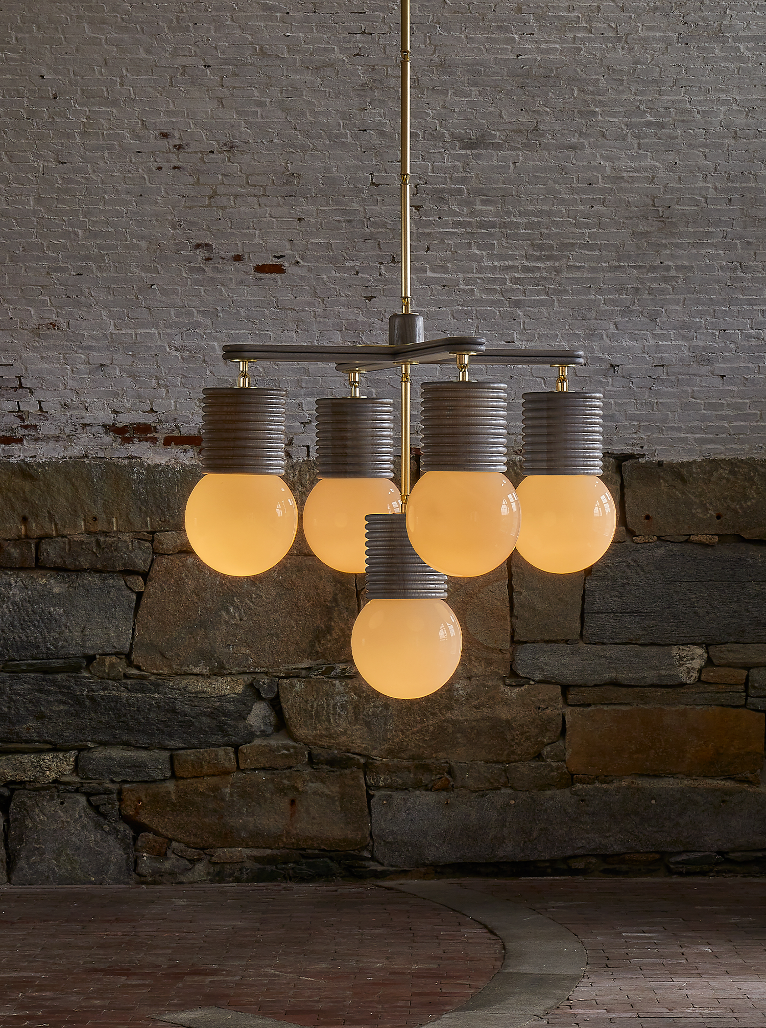 Lido Chandelier 5 Globe - 32" x 32"