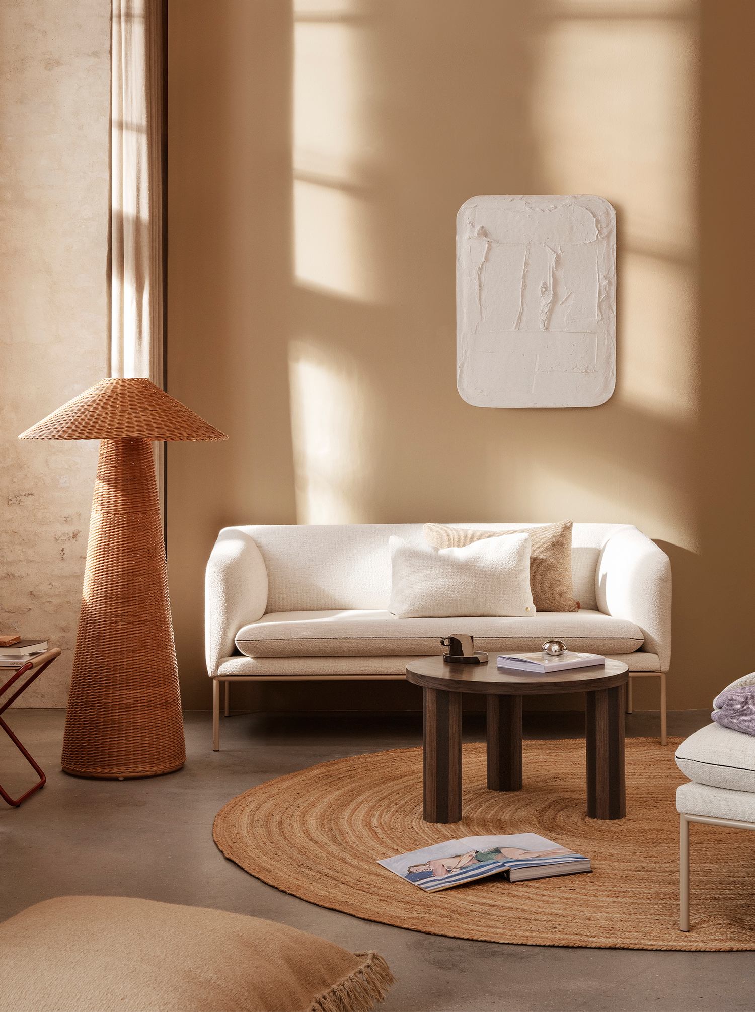 Post Coffee Table - Small - Lines