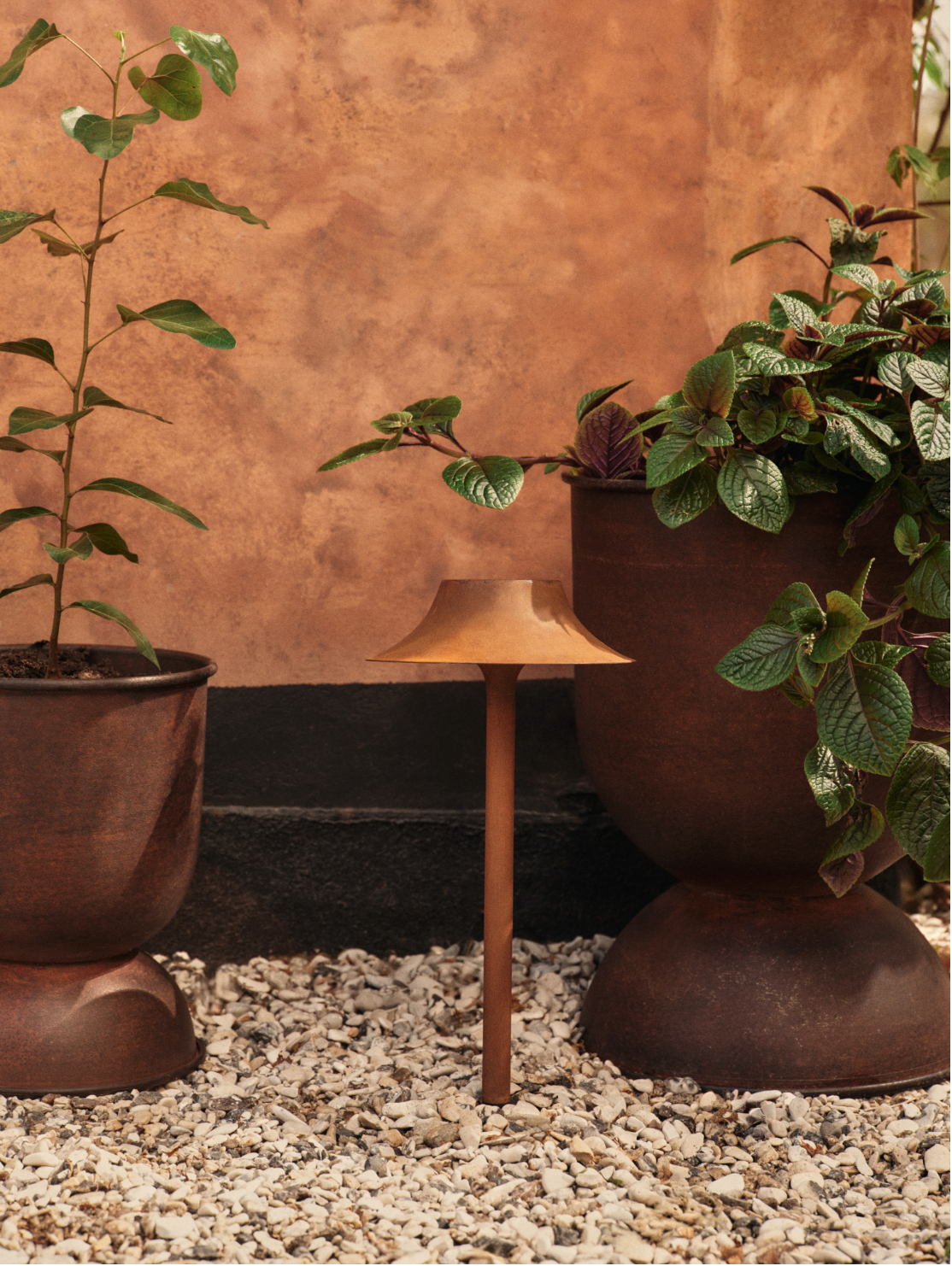 Hourglass Pot