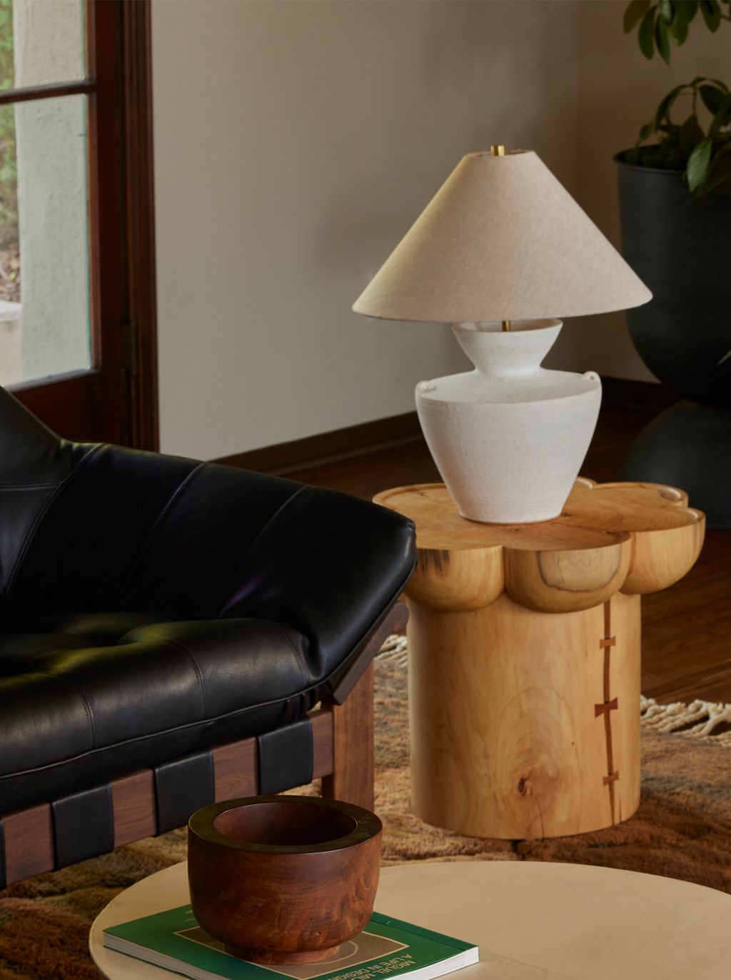 atlaslamp.png?v=1709773441&