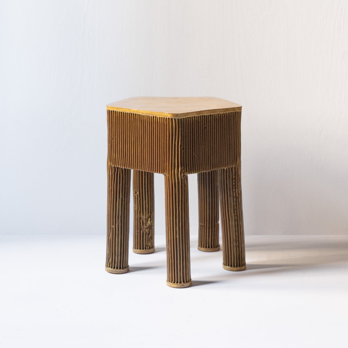 Adagio Table