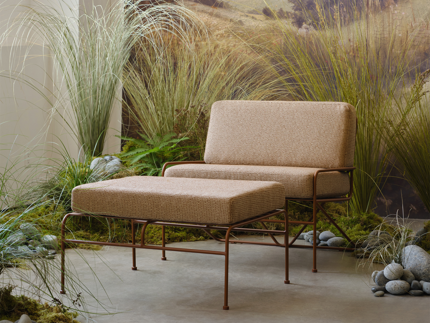 Hinterland Outdoor Lounge Chair