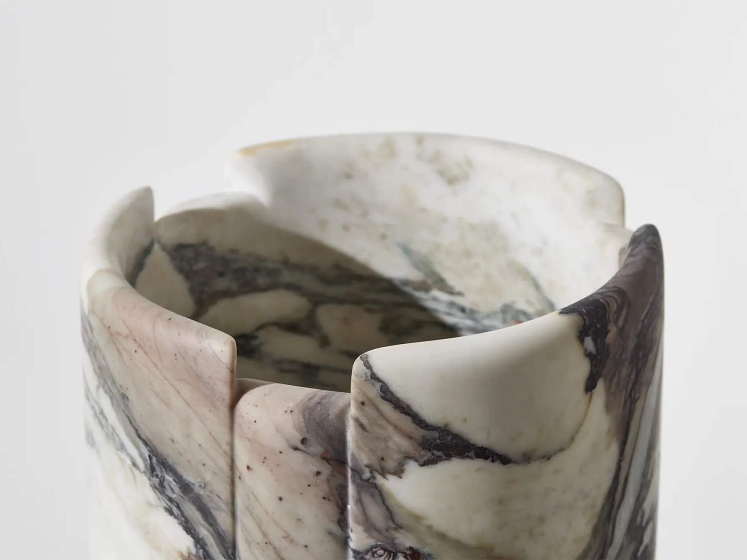 HAN Vase - Calacatta Viola Marble